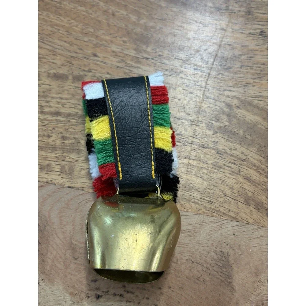 Vintage Switzerland BellTravel SouvenirKeychain Key RingChain 3.5